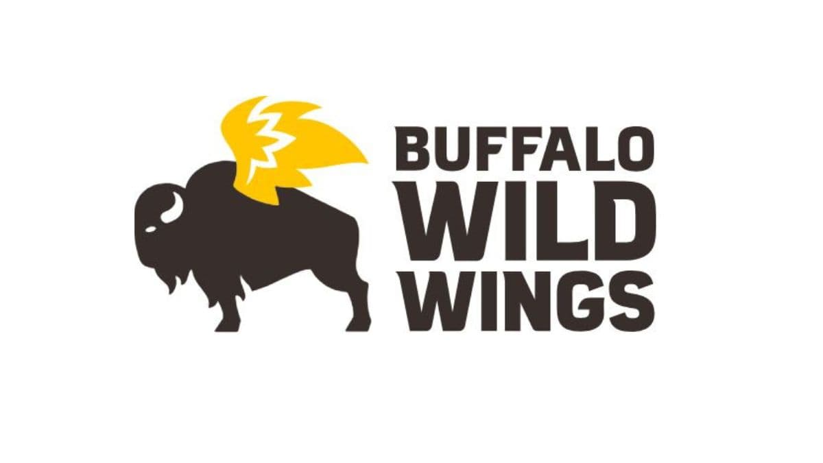 Buffalo Wild Wings GO Marks Milestone with Grand Opening in Harwood Heights