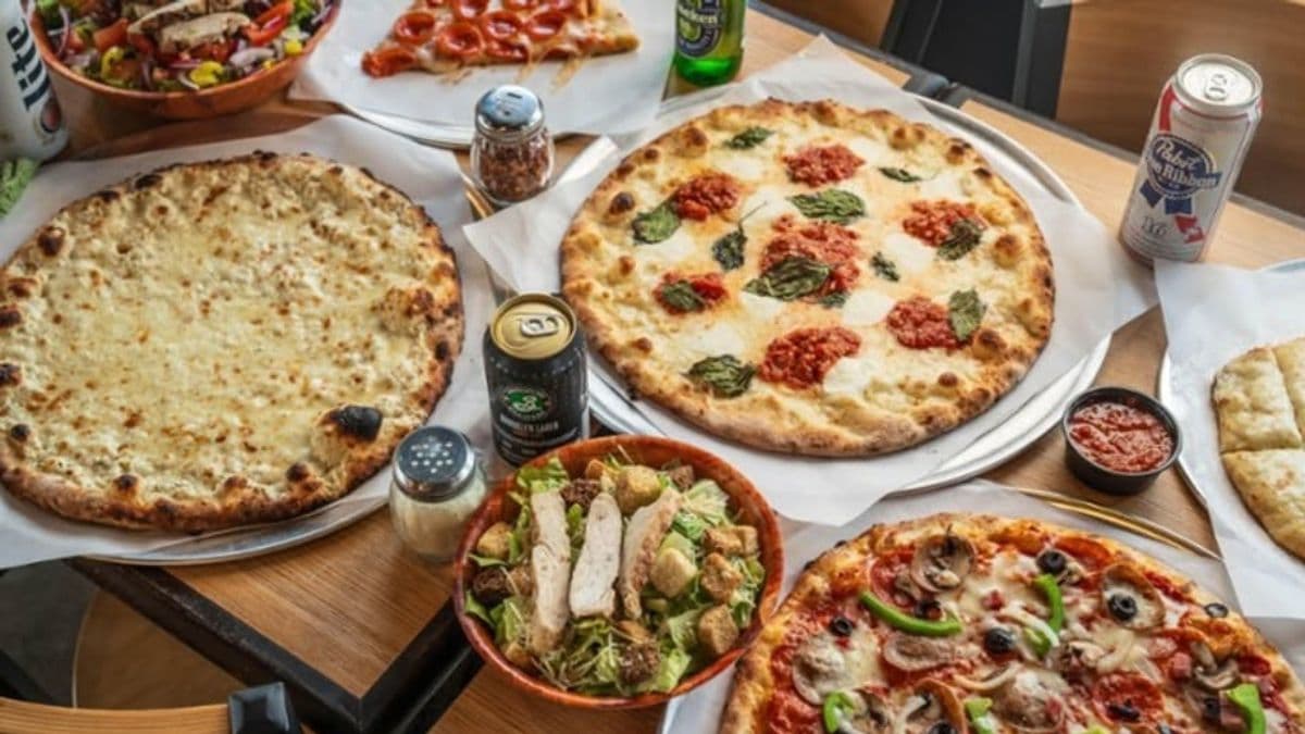 Health Inspectors Flagged Multiple Violations at a Metro Atlanta Pizza Restaurant