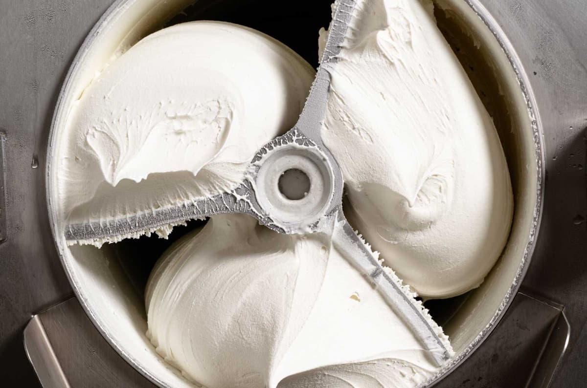 Bacio di Latte Replacing Goorin Bros. in Larchmont Village