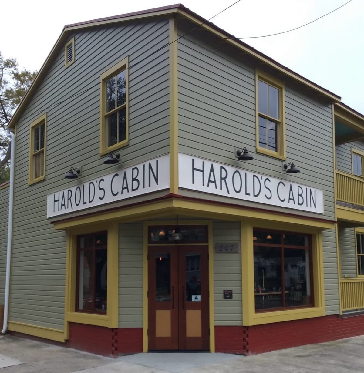 New Restaurant to Take Over Former Harold's Cabin Space in Downtown Charleston