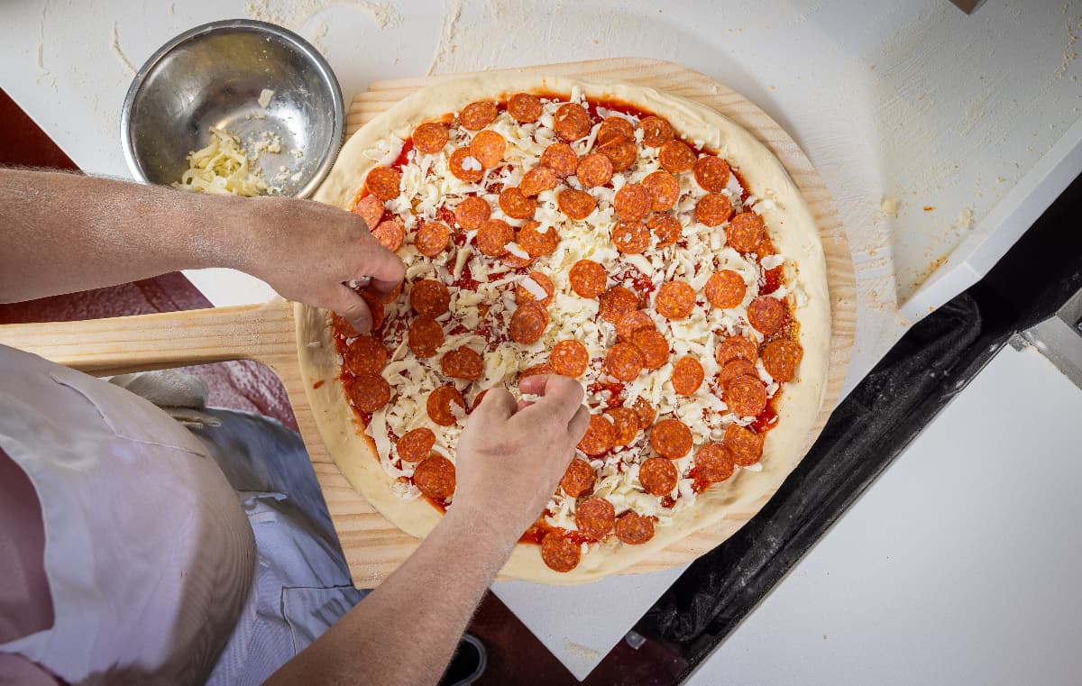 DANNY BOY’S FAMOUS ORIGINAL WILL BRING A SLICE OF NEW YORK NOSTALGIA TO WESTWOOD VILLAGE ON JULY 17