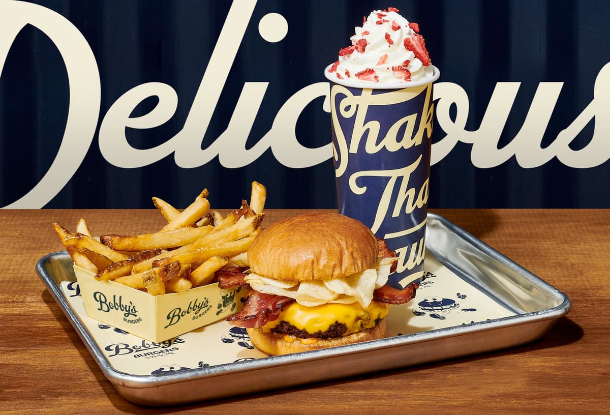 Bobby’s Burgers by Bobby Flay Expanding in Arizona