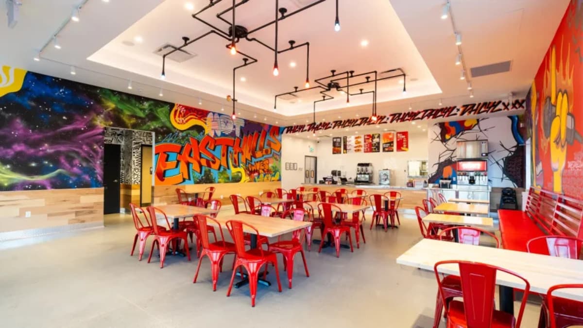 Dave's Hot Chicken Opens Seven New Locations in Canada