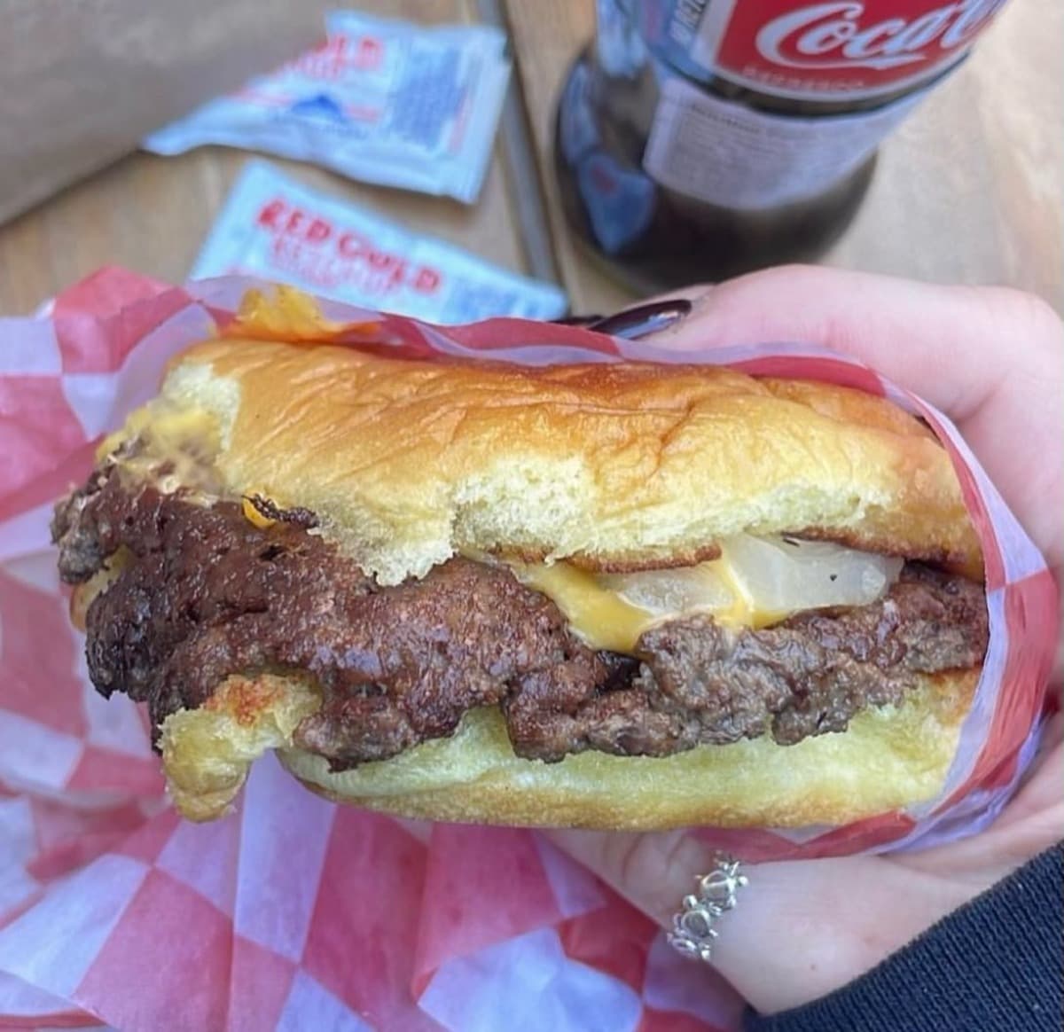 7th Street Burger Bringing New York Favorite to Dupont