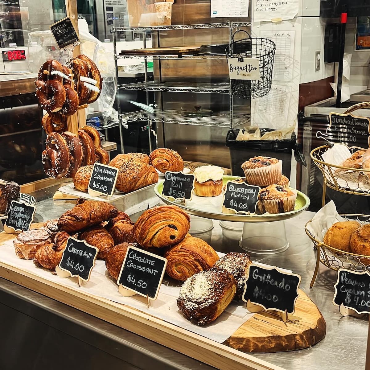 Hearth & Hug Bakery Settles into Somerville Storefront