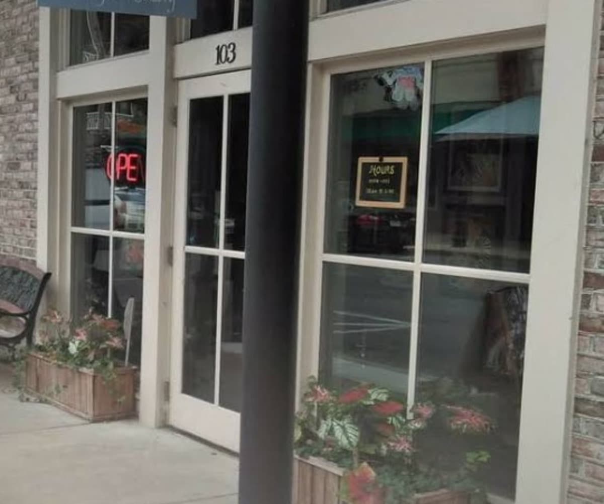 J Woods Sports Bar Coming to Memphis