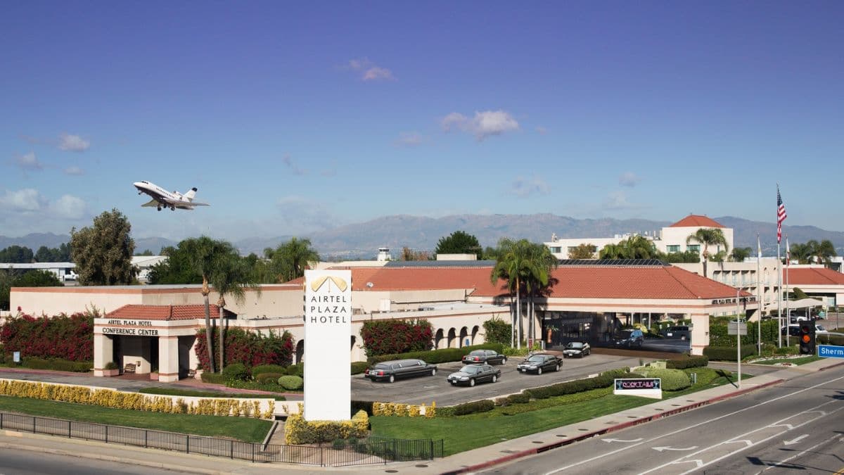 The decision came after the hotel’s management and Los Angeles World Airports were unable to reach a lease renewal agreement.