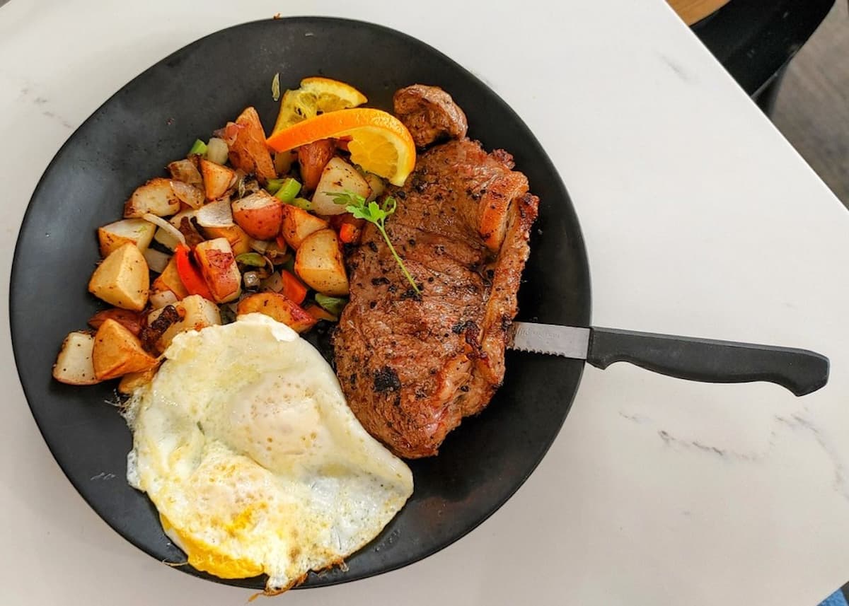 Granite Bay's Oak Leaf Cafe Bringing Classic Diner Fare to Lincoln