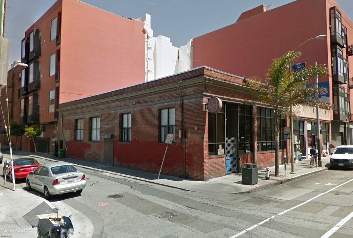 Malone’s to Replace District San Francisco