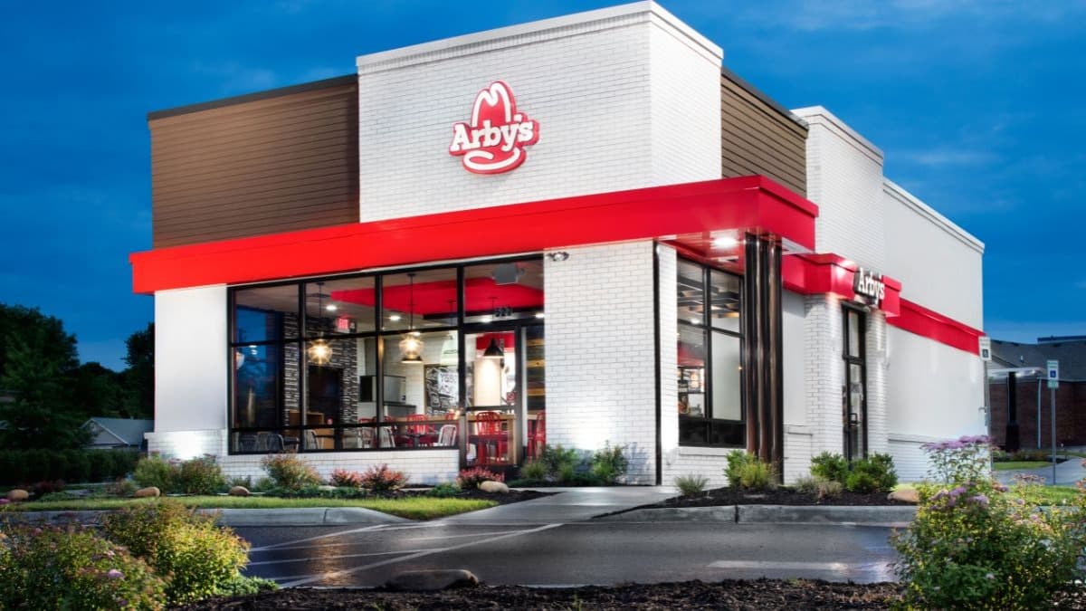 Arby’s has grabbed fans' attention with a new dessert and beef dip addition for a limited time at participating restaurants.