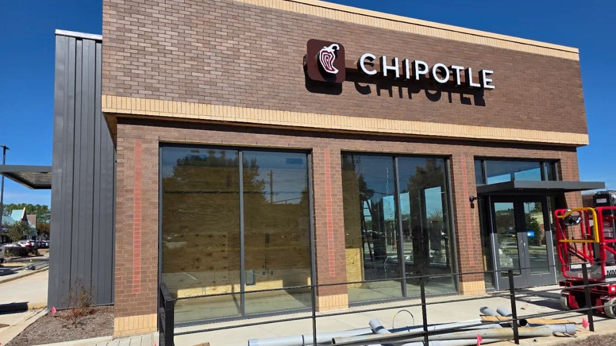 Chipotle Mexican Grill is expanding with the debut of its first location in Bartlett on Monday, December 22