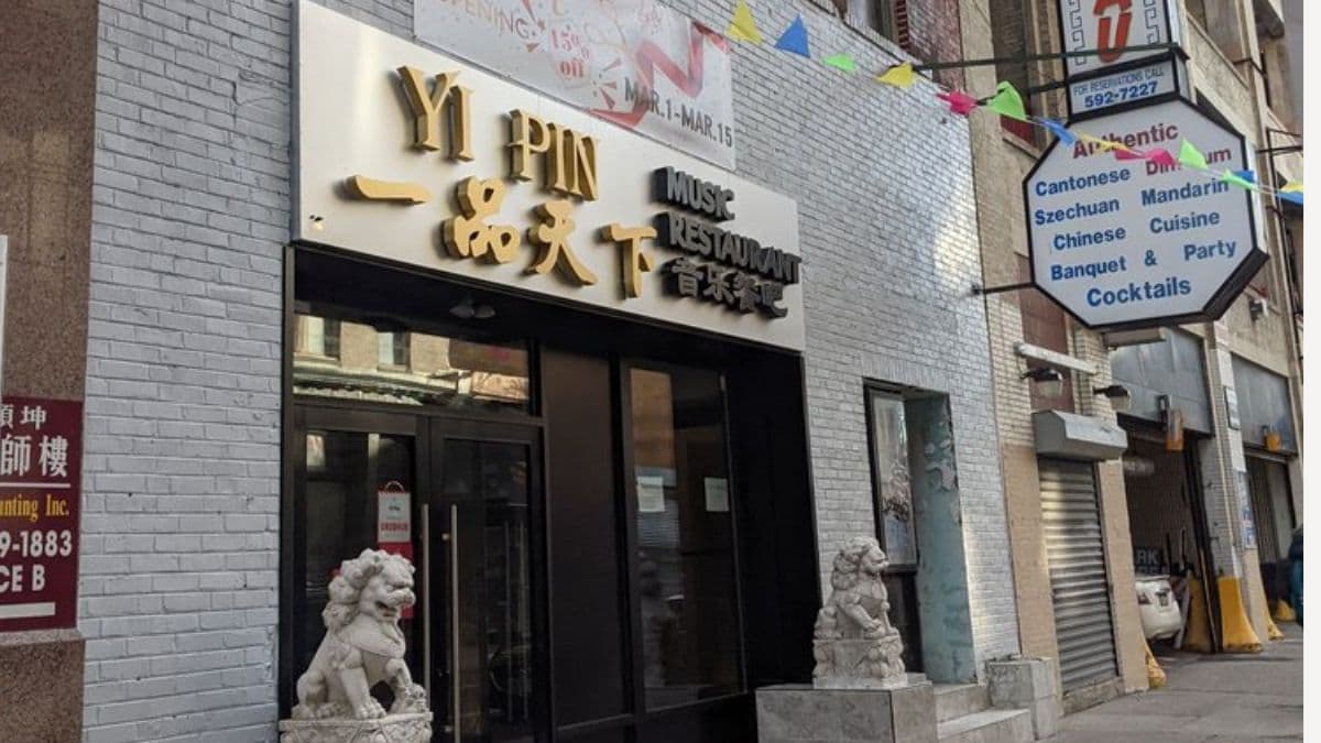 Yi Pin is an authentic Szechuan restaurant that is known for dishes like dumplings, skewers, soups, and for its late-night hours