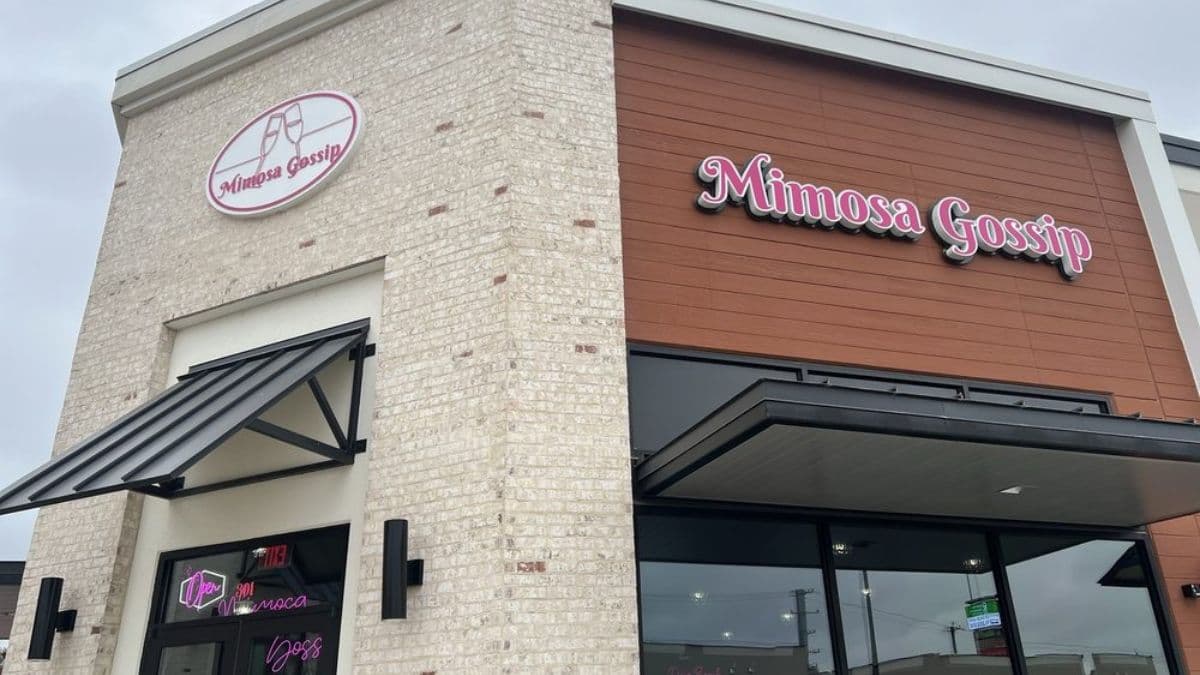 It is known for offering more than 40 varieties of mimosas