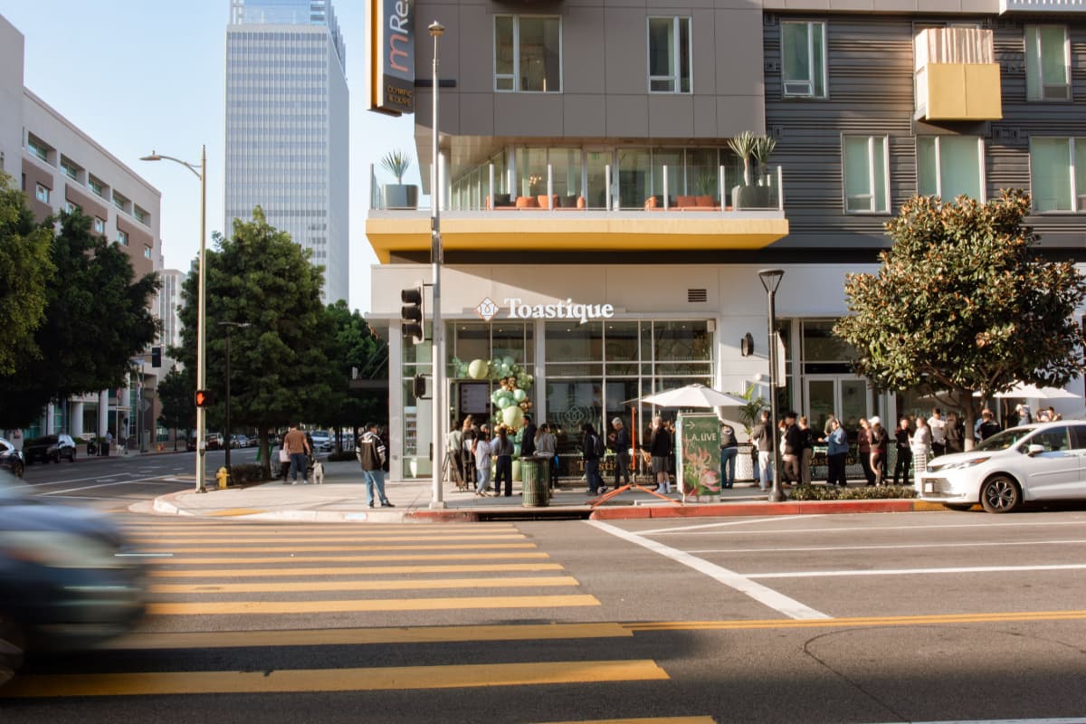 Toastique Opens New Downtown Los Angeles Location