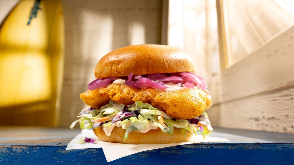 The seasonal offer will bring coastal flavors to the menu while the supplies last.