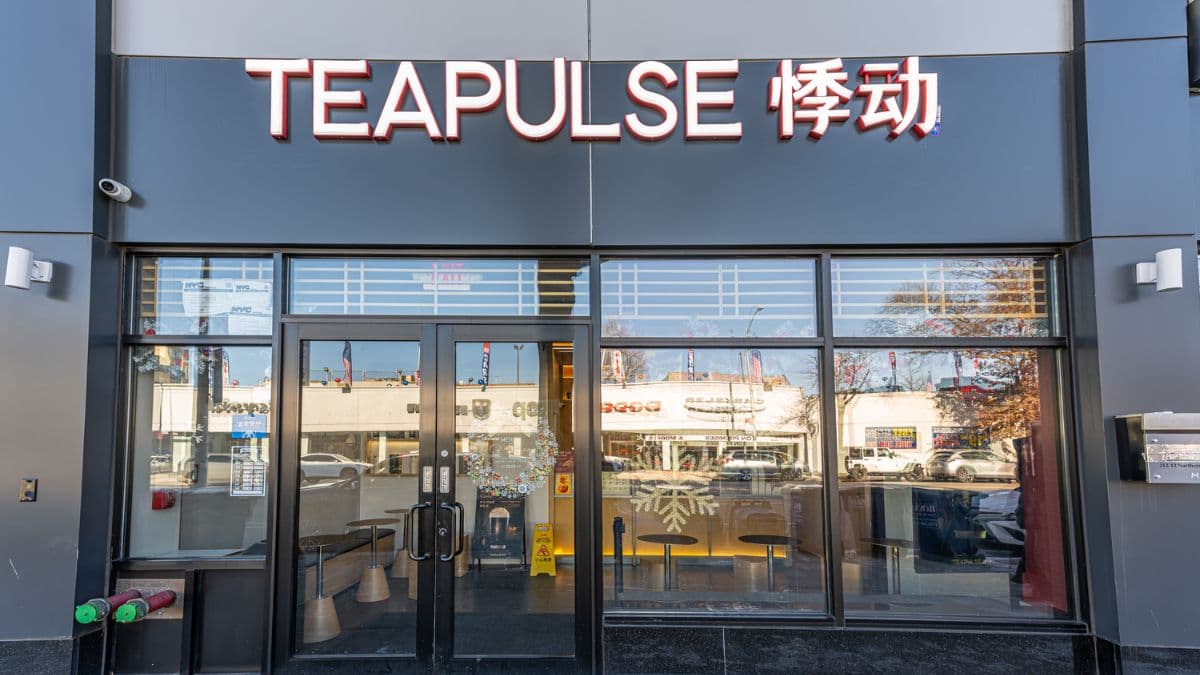 The brand will continue its rollout in early 2026 with new cafes near Canal Street in Chinatown, Madison Square Park, and Central Park.
