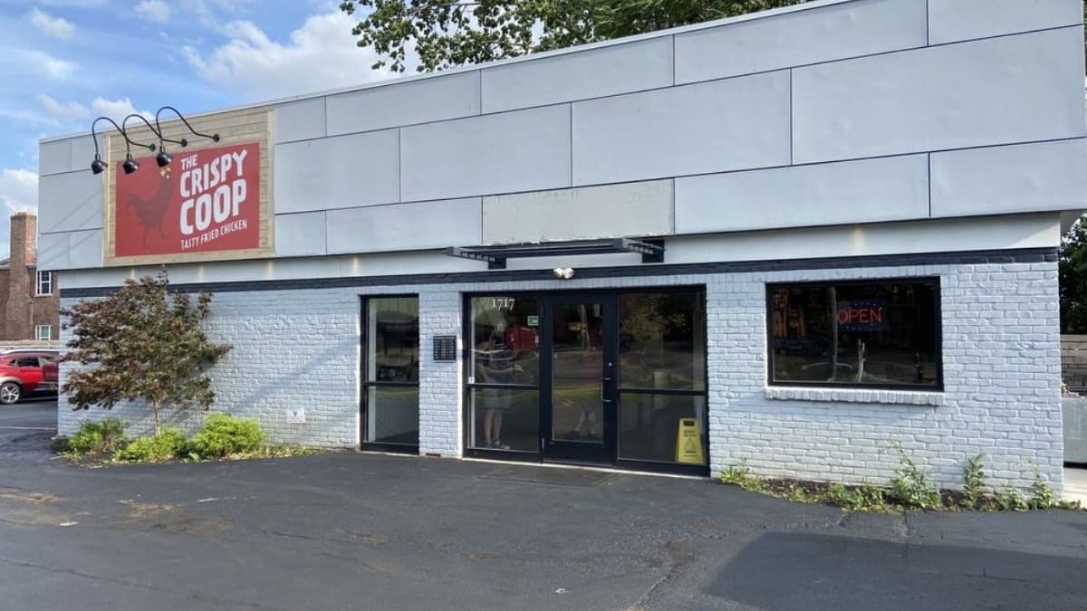 The Crispy Coop, known for its fried chicken, will close its Grandview-area restaurant this month. 