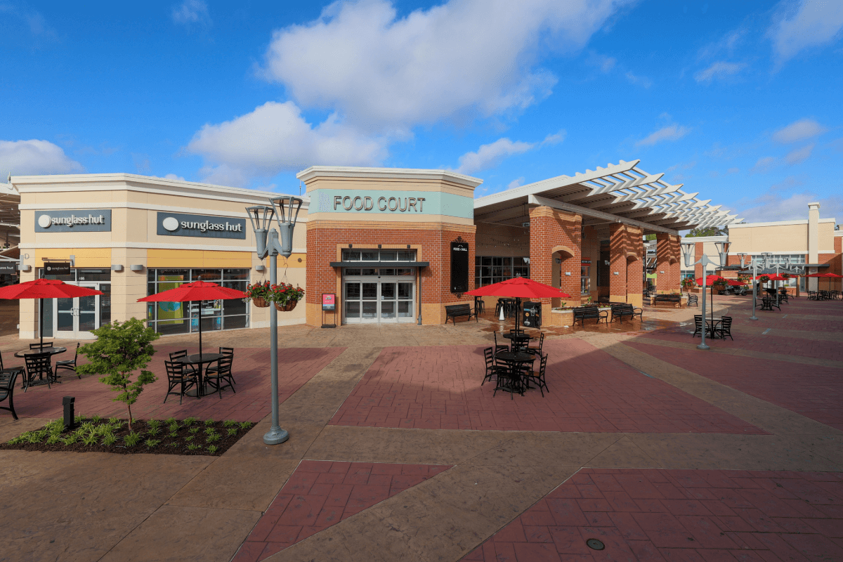 Two New Restaurants, One Kitchen: Innovative Dining Experience Opens in the Outlet Shoppes at Atlanta