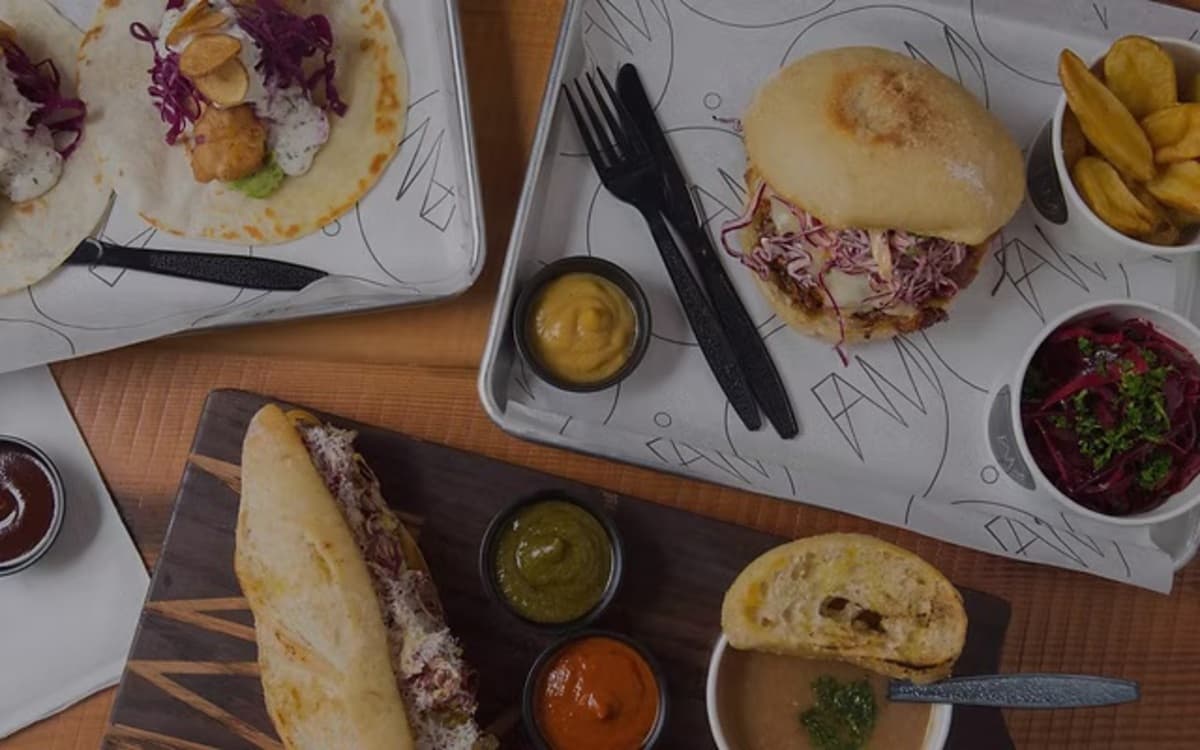 FAMO Sandwich Creations Relocating to Elm-Ledbury Development