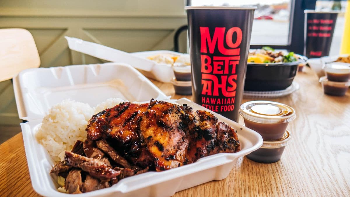 Mo' Bettahs is Opening its First Arizona Restaurant