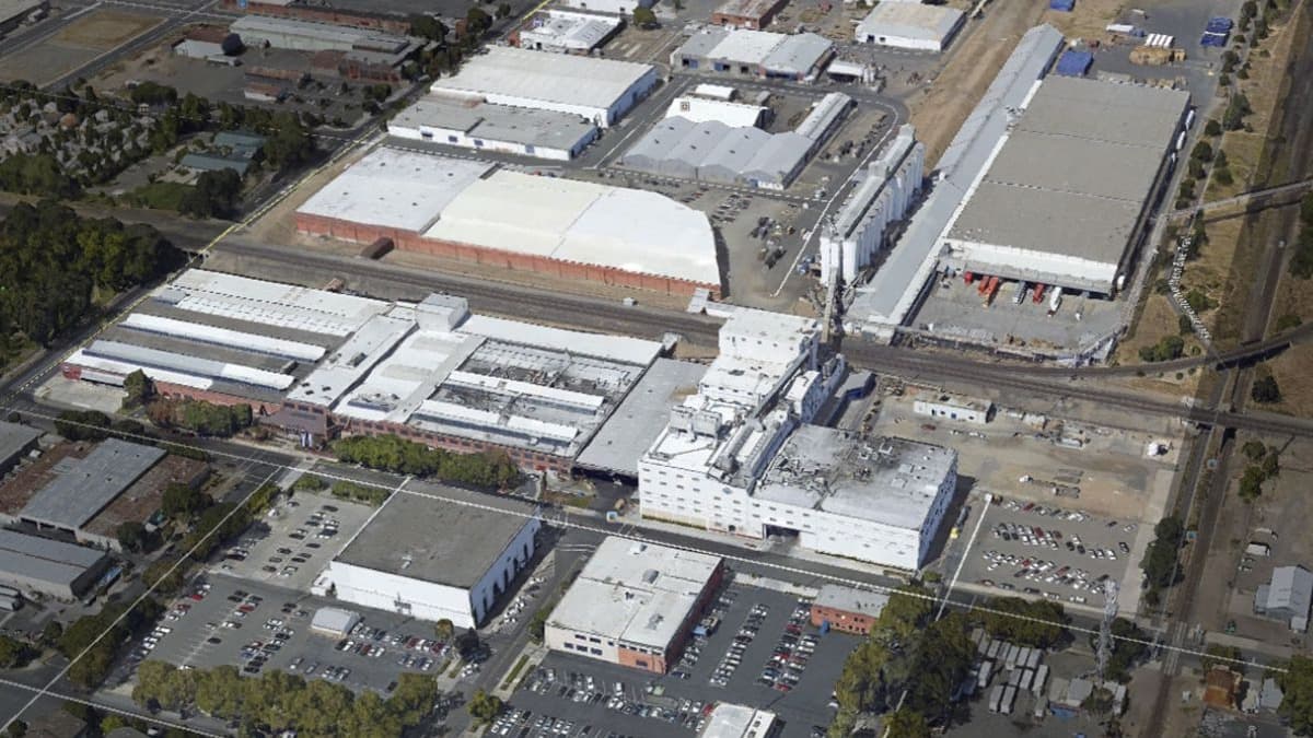 Blue Diamond Growers will close its Sacramento manufacturing plant as part of a broader operational shift announced last year.