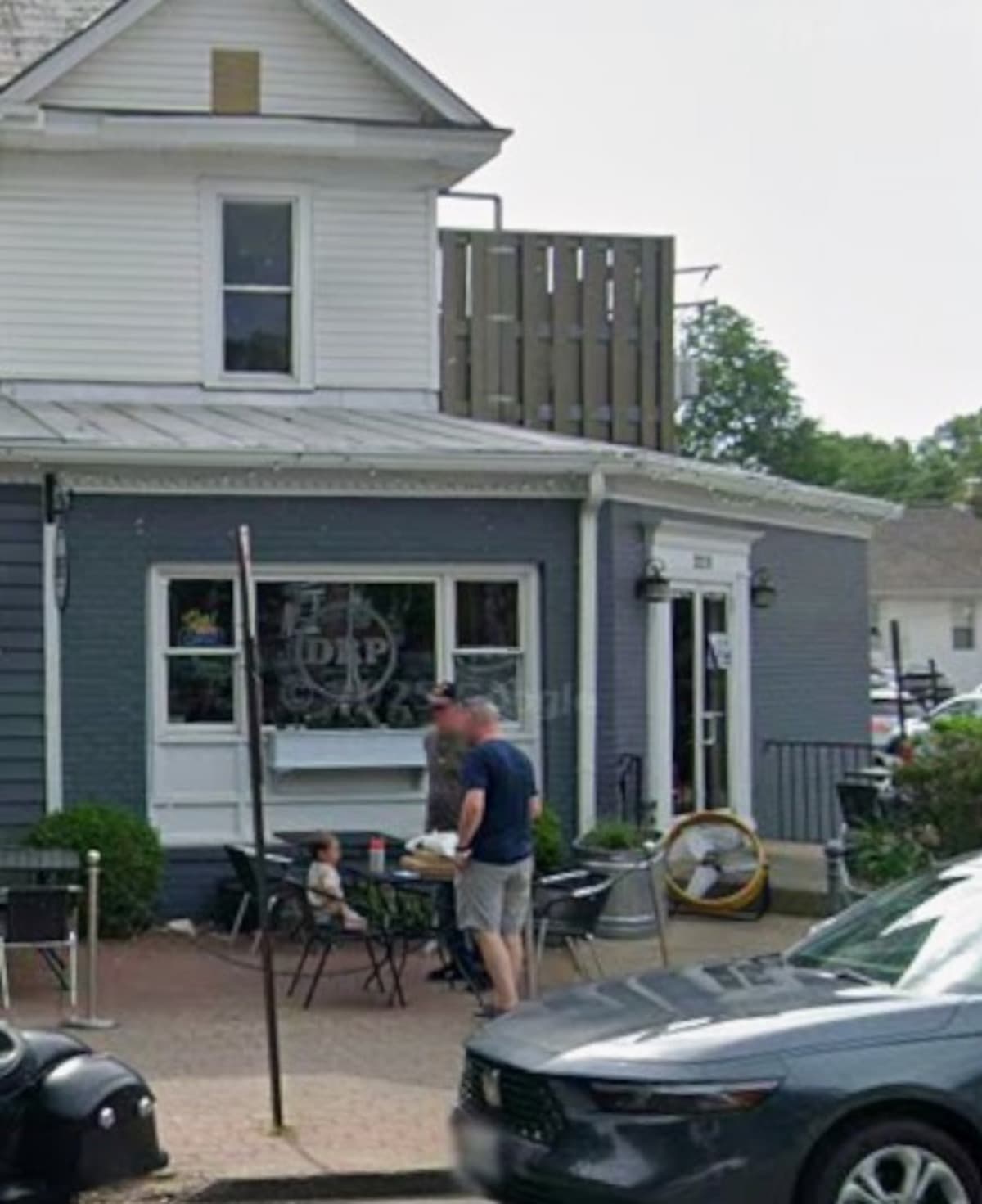 Cubbies to Open Above Del Ray Public House
