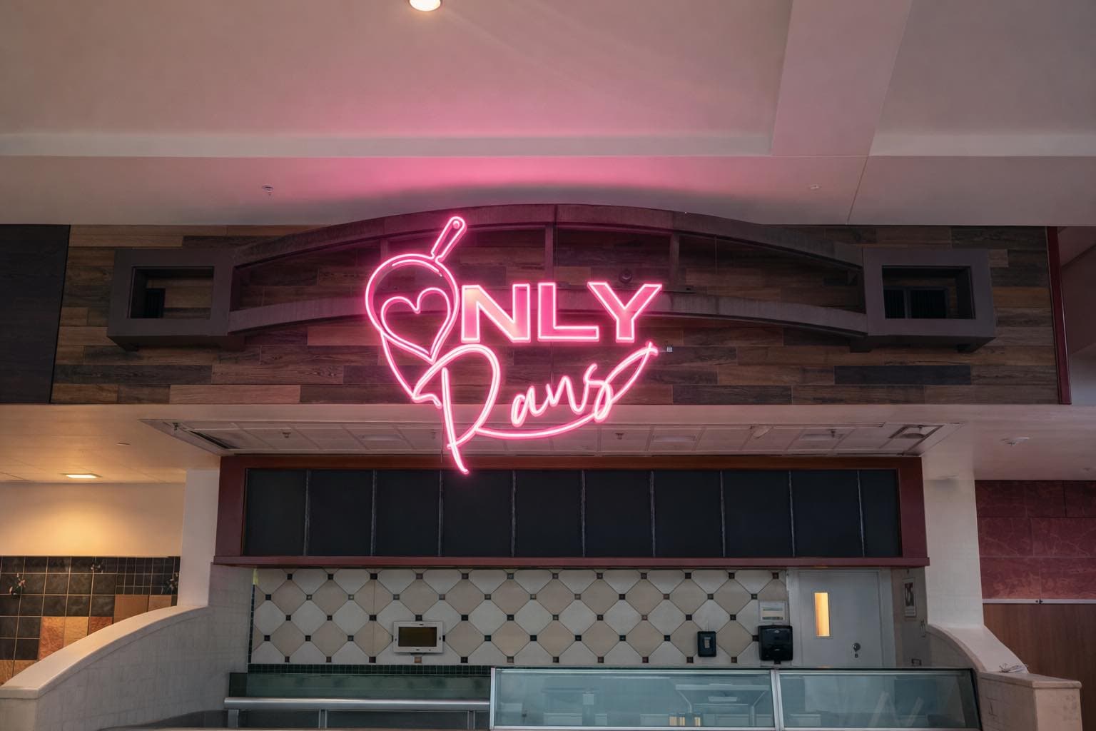 Only Pans Cafe to Debut at Rivertown Crossings Food Court in Grandville