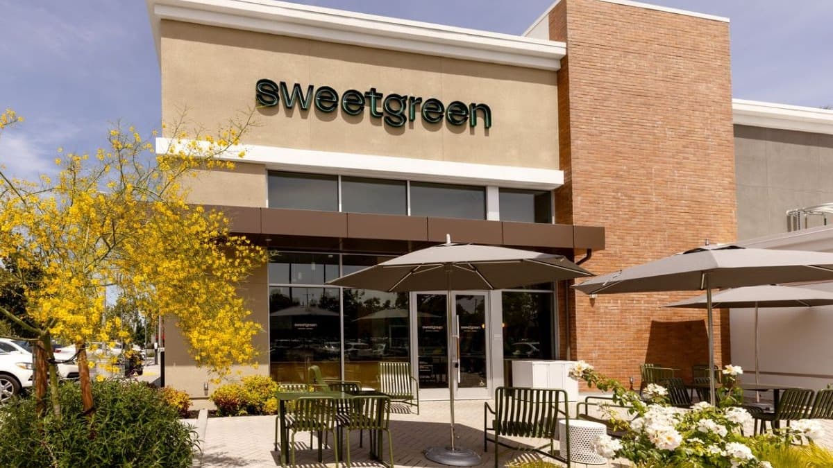 Sweetgreen is opening a new restaurant in West San Jose with community events, giveaways, and new wraps on the menu.