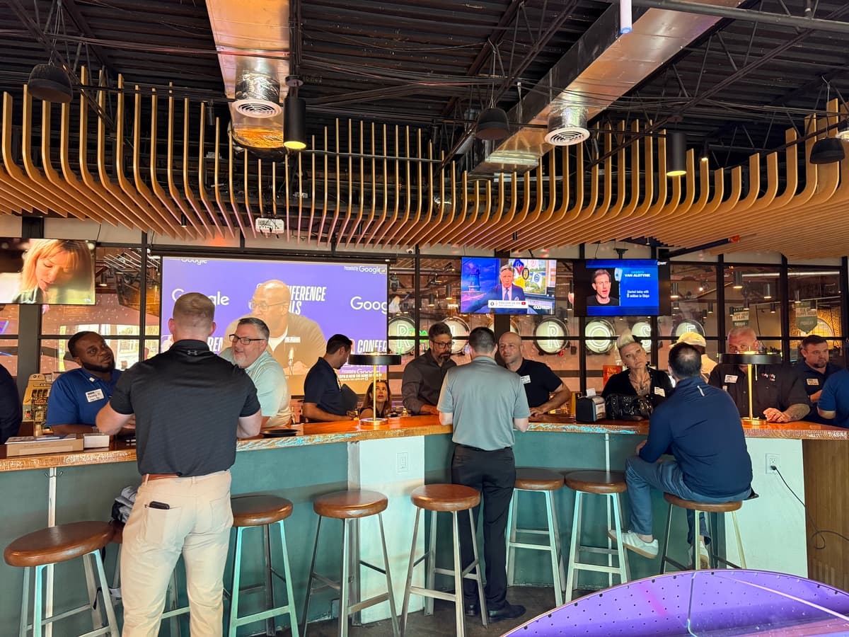 Orlando Hospitality Leaders Gather at What Now Media Group’s Accelerate Event