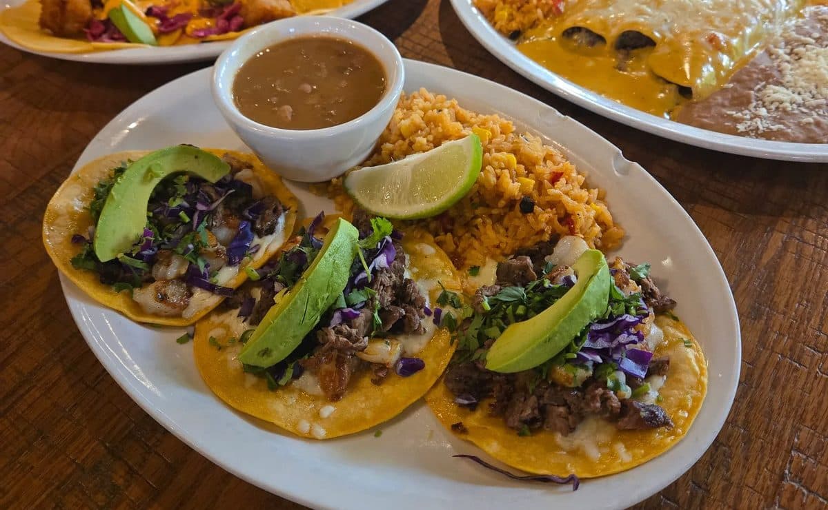 Los Compadres Cantina Eyes Ponder for Second North Texas Location