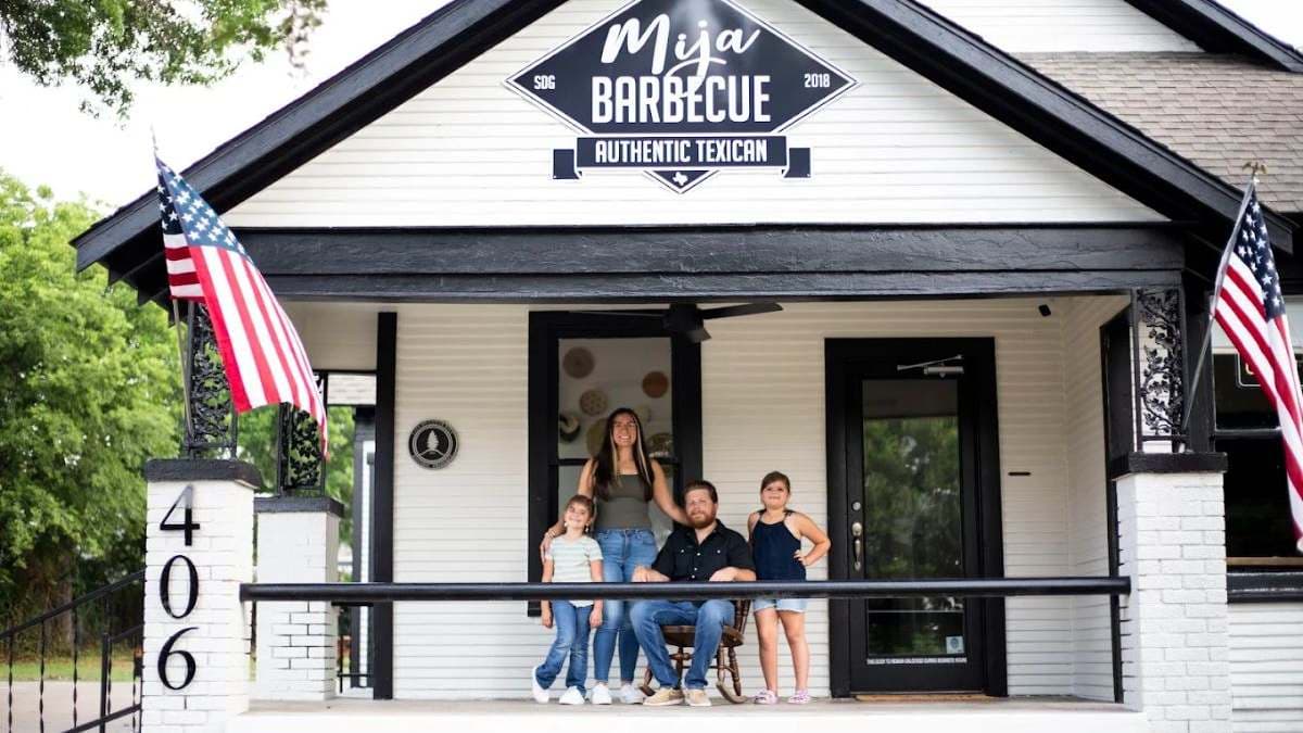 Exterior of Mija Barbecue in Cedar Hill (Mija Barbecue | Google Reviews)