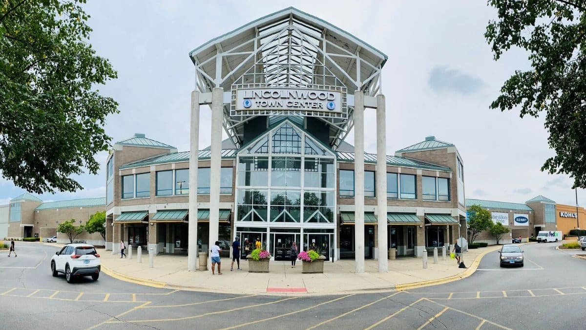 Chicago-Area Shopping Center Approved for Major Transformation