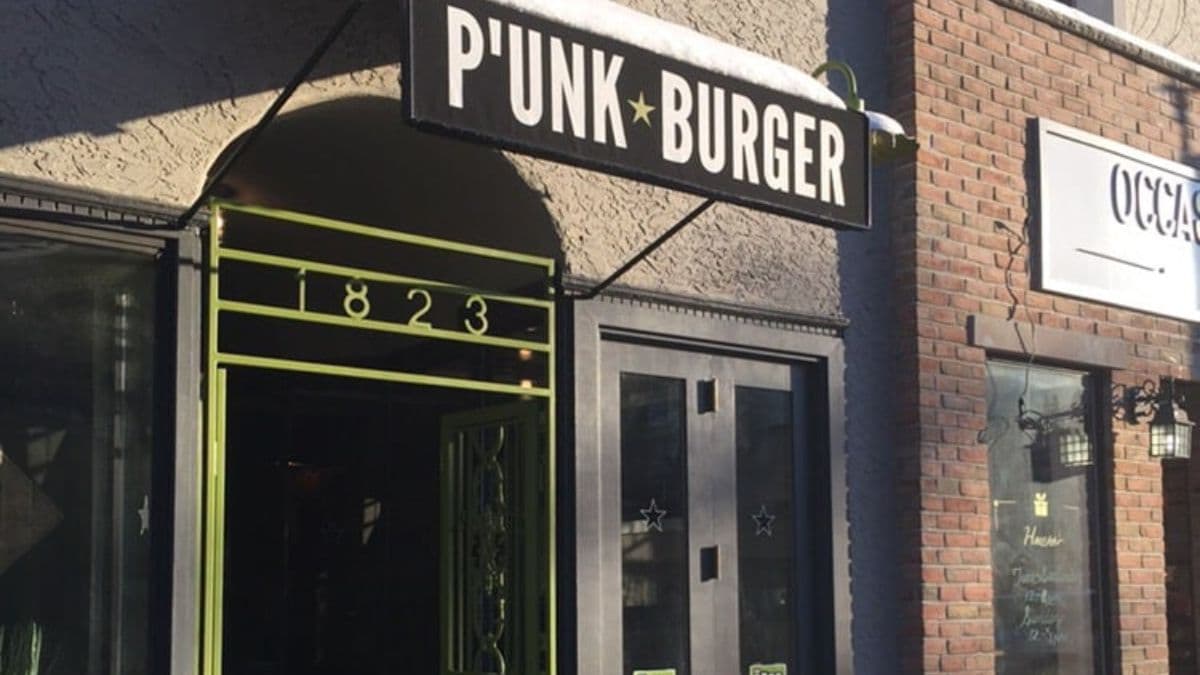 Philadelphia Burger Restaurant Cited for Multiple Violations in Latest Inspection
