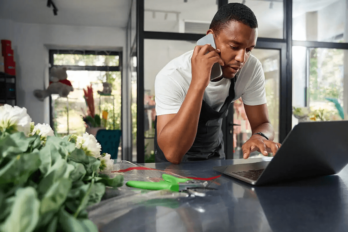 Whatnow Media Group Expands Its Platform for New Physical Business Openings Into Retail, Names Auris as First National Partner