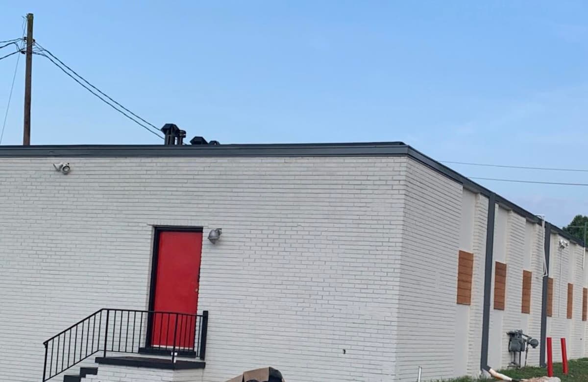 New Laundromat Aims to Bring More Options to Southwest Atlanta