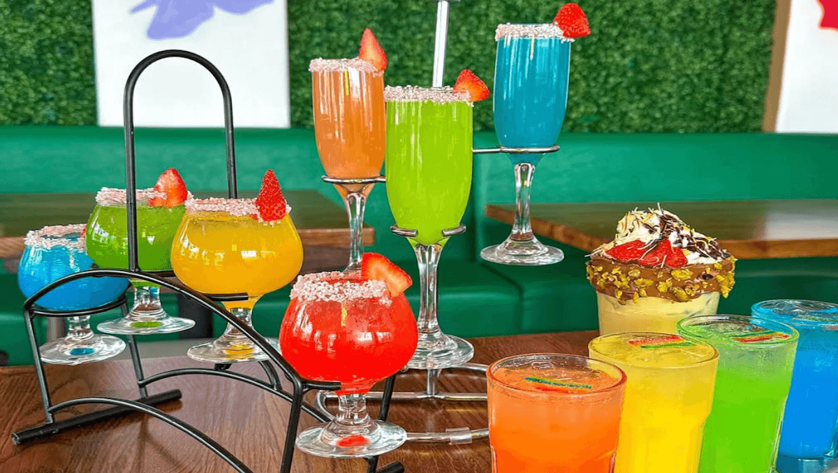 Madres Brunch Expanding to Corona