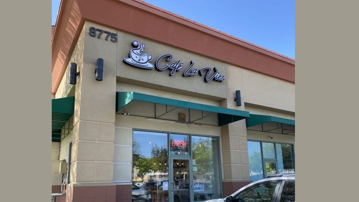Cafe La Vies underwent a routine inspection on September 15.