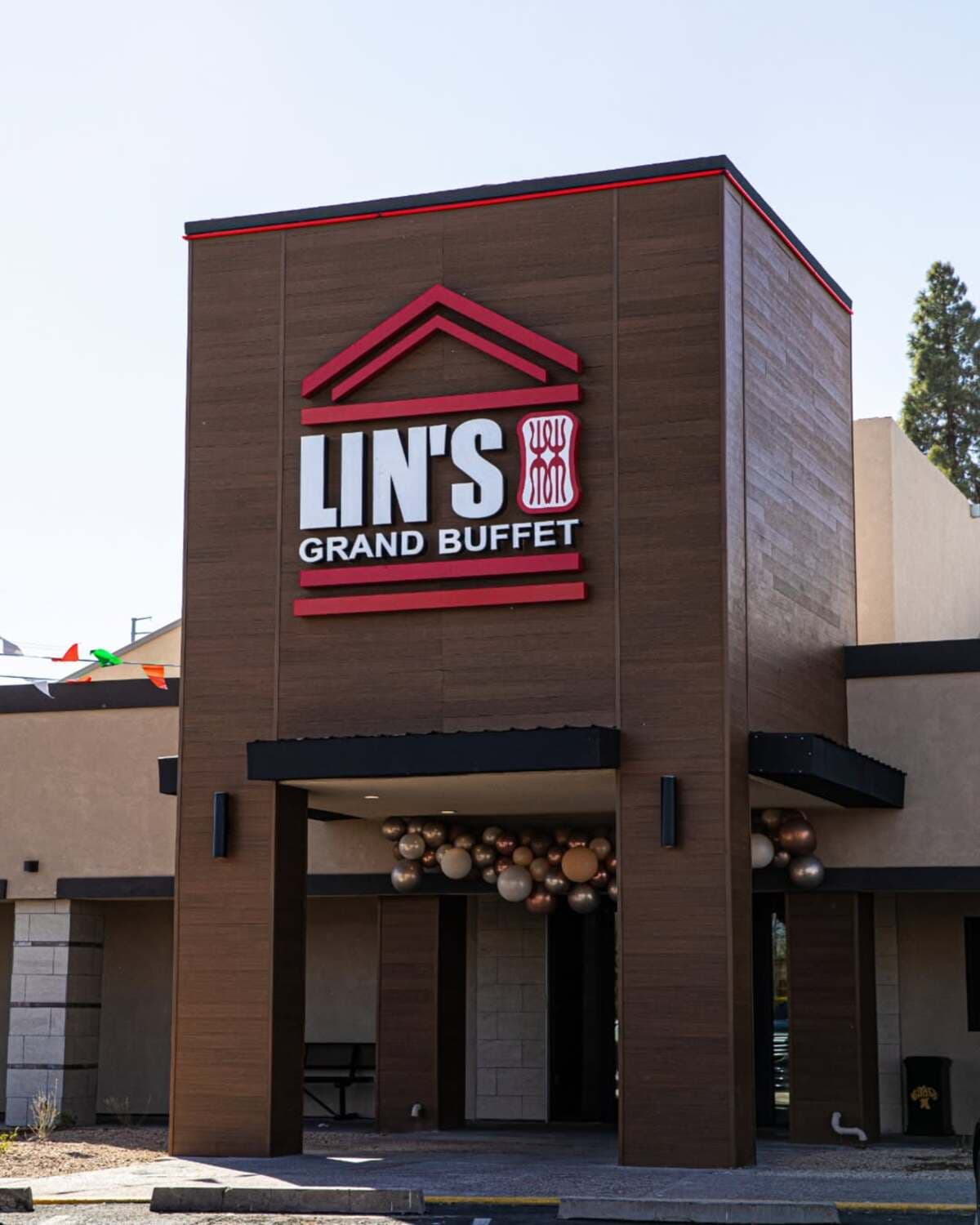 Lin's Grand Buffet Restaurant Continues to Bloom in Greater Houston Area With the Opening of Two More Locations