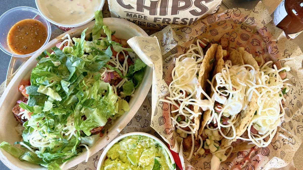 Starting from Friday, November 28 to Monday, December 1, customers can enjoy a $0 delivery fee