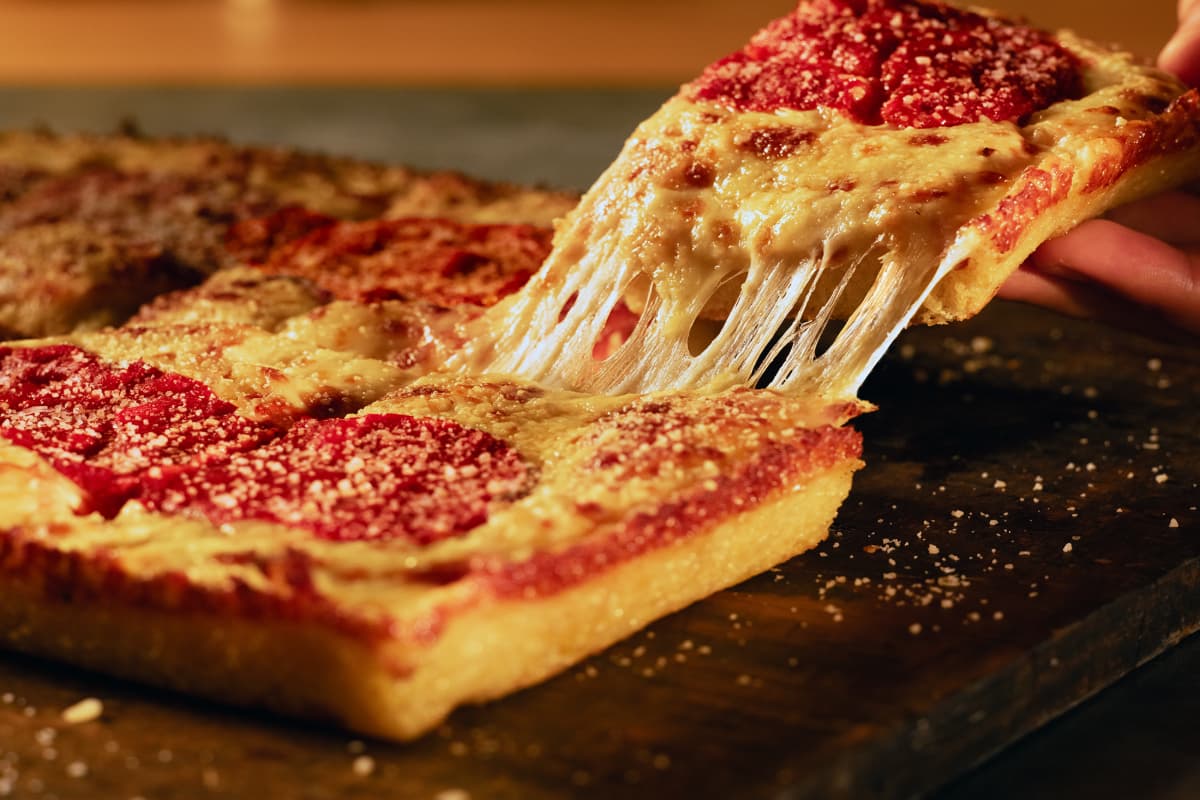 Hungry Howie’s Accelerates Detroit Expansion With Three New Store Openings, Campus Location Coming Soon