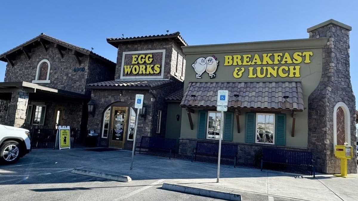 Egg Works will close its Rainbow Boulevard location as owner Brad Burdsall begins semi-retirement.